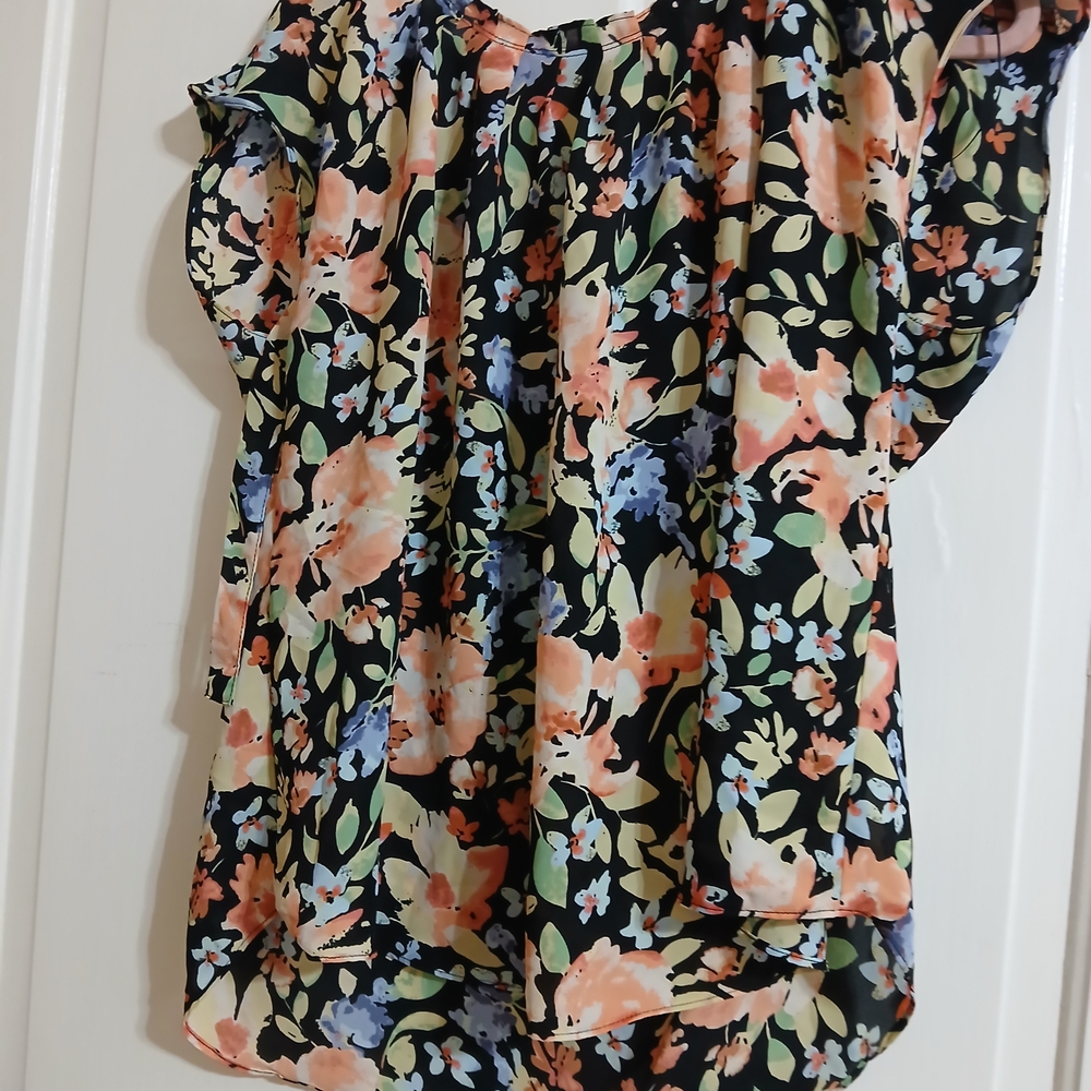 LC Lauren Conrad Black Floral Blouse